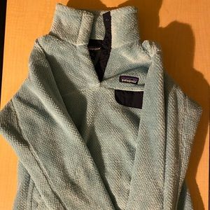 Teal Womens M Patagonia Pull over LIKE NEW!